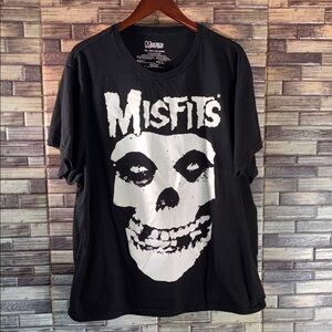 Pre Owned Misfits Fiend Skull T-Shirt Black Graphic T-Shirt 3XL